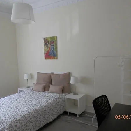 Apartment Estudio Graca Lisbon